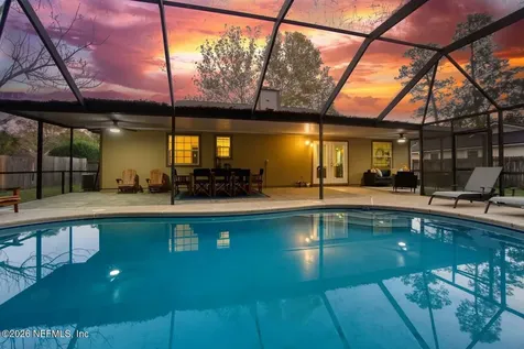 4293 Walnut Bend Jacksonville FL 32257