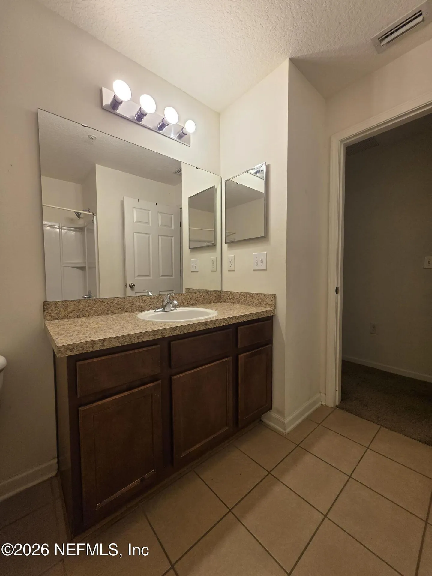 8196 Cabin Lake Circle Jacksonville FL 32256