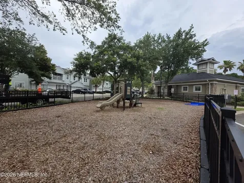 8196 Cabin Lake Circle Jacksonville FL 32256