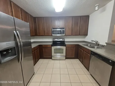 8196 Cabin Lake Circle Jacksonville FL 32256