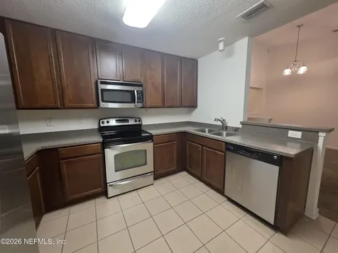 8196 Cabin Lake Circle Jacksonville FL 32256