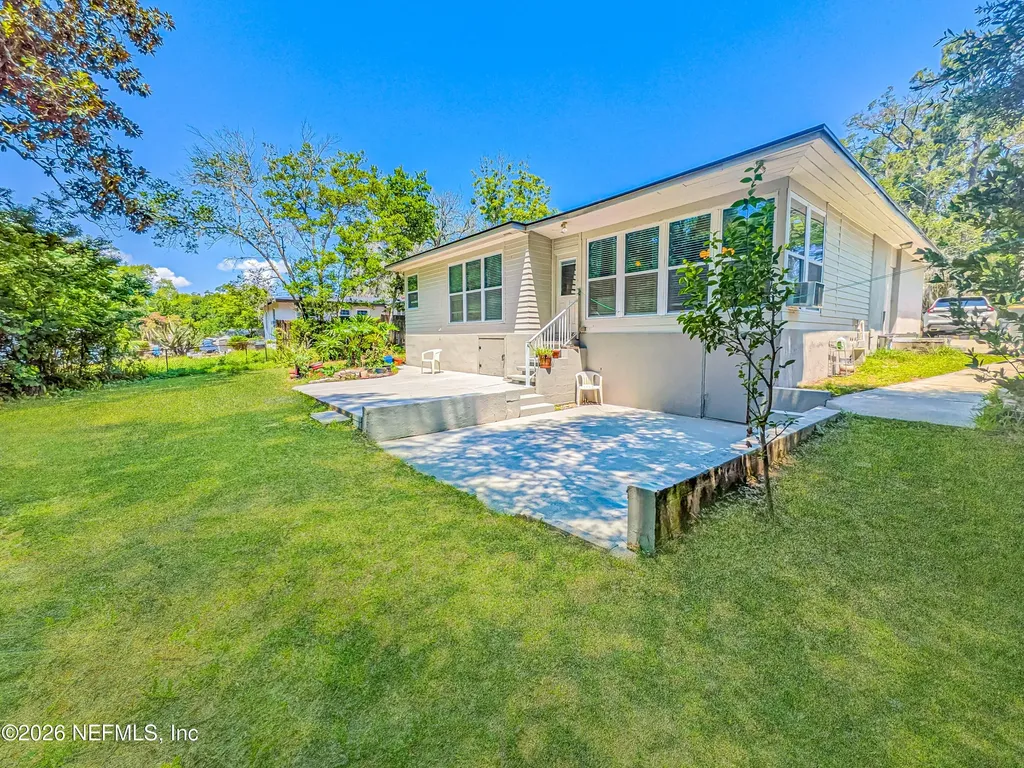 2454 Mercer Circle S Jacksonville FL 32217
