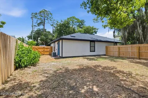 2012 Kingswood Road Jacksonville FL 32207