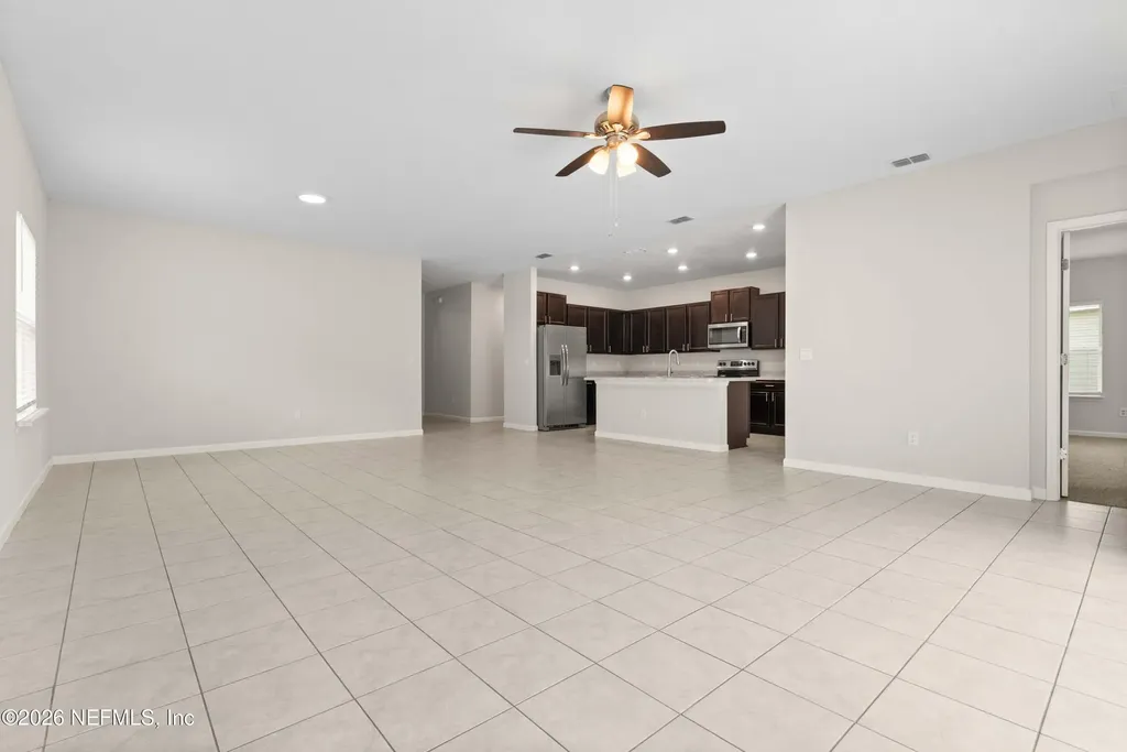 5556 Kellar Circle Jacksonville FL 32218