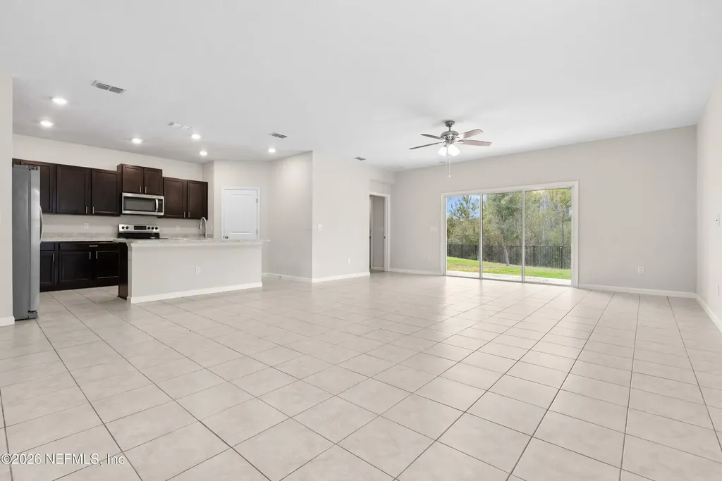 5556 Kellar Circle Jacksonville FL 32218