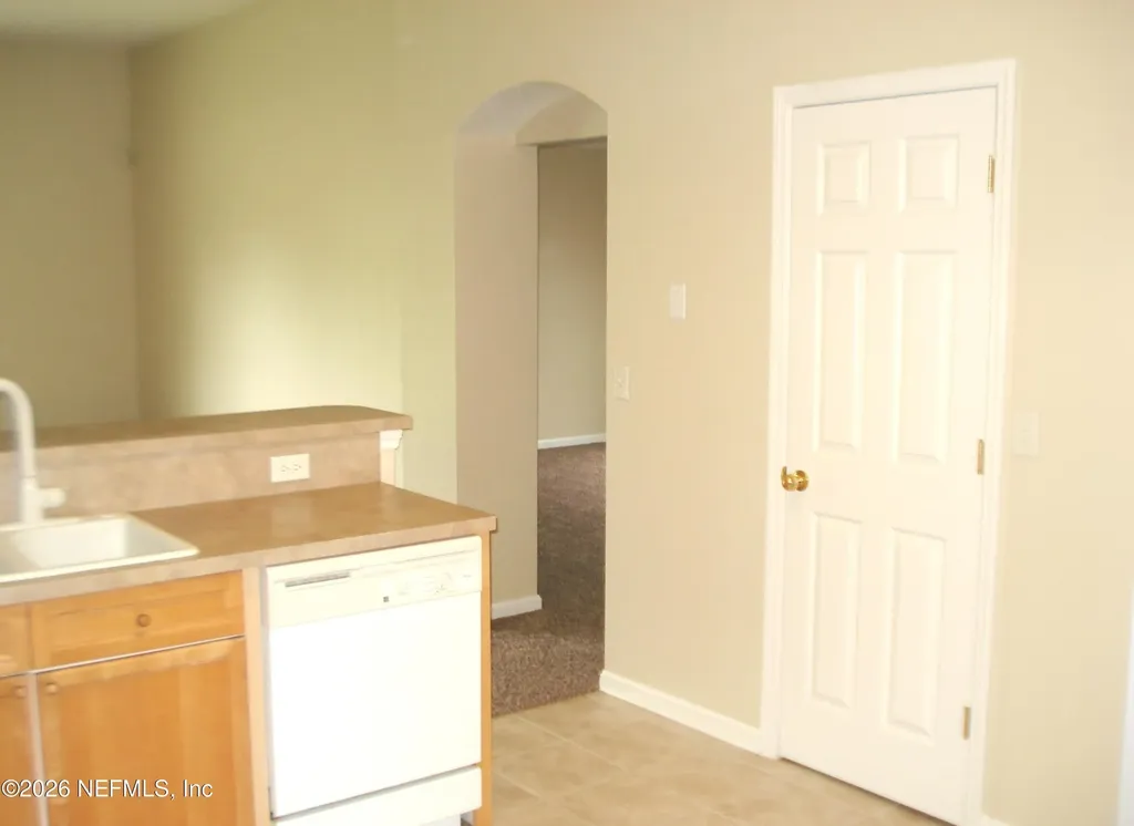 684 Sid Drive Jacksonville FL 32218
