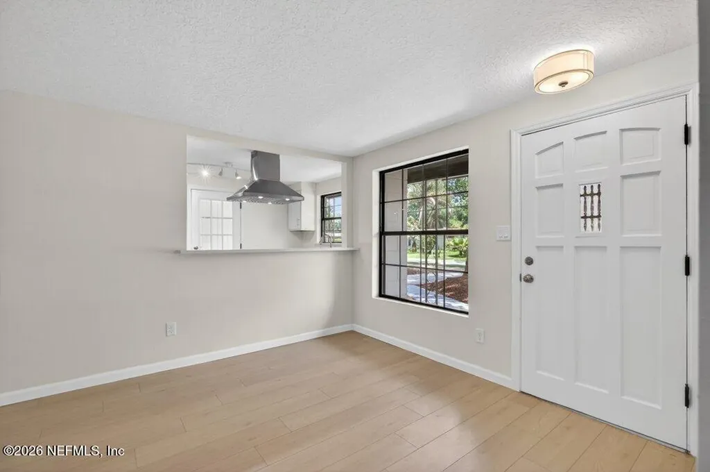 4266 Springwood Road Jacksonville FL 32207