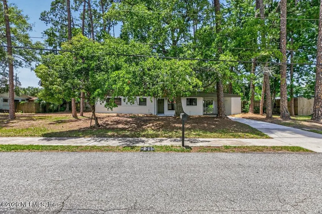 4266 Springwood Road Jacksonville FL 32207