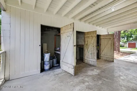 4266 Springwood Road Jacksonville FL 32207