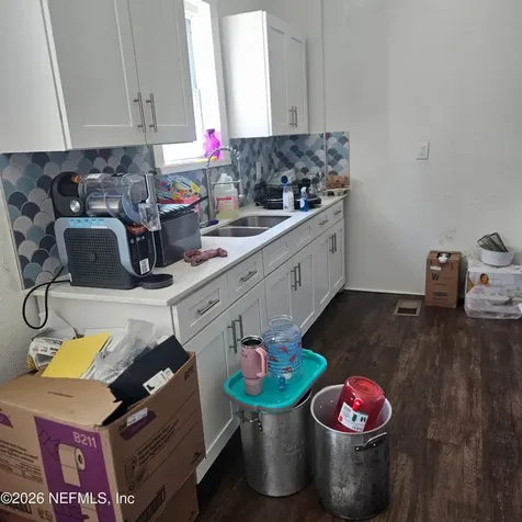 546 Birch Street Jacksonville FL 32206