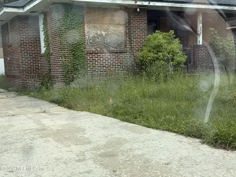 546 Birch Street Jacksonville FL 32206