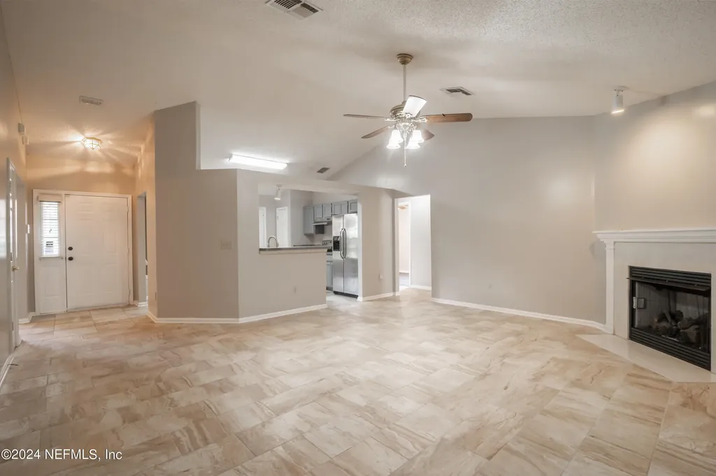 1736 Daytona Lane Jacksonville FL 32218