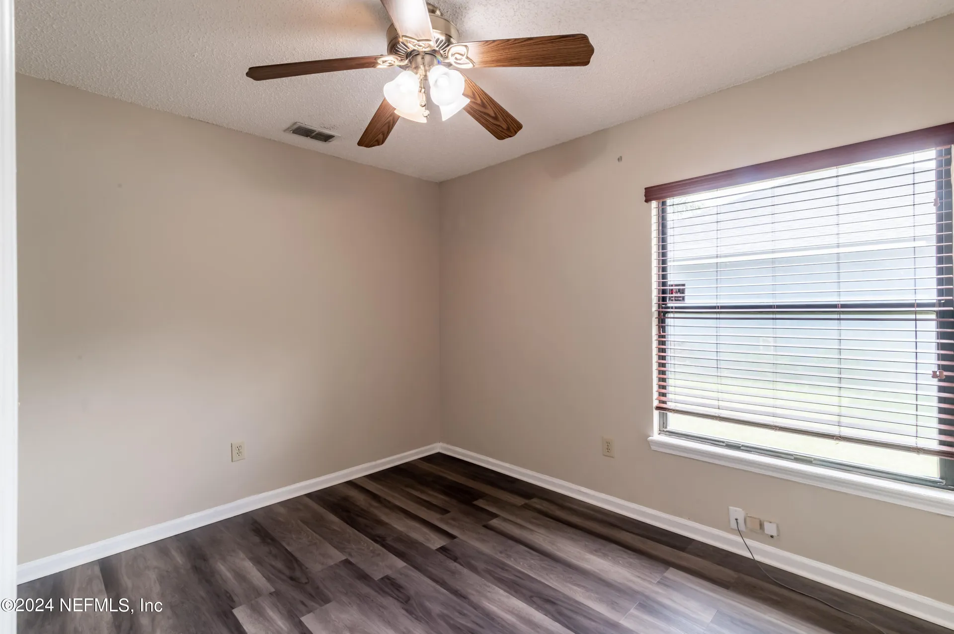 1736 Daytona Lane Jacksonville FL 32218