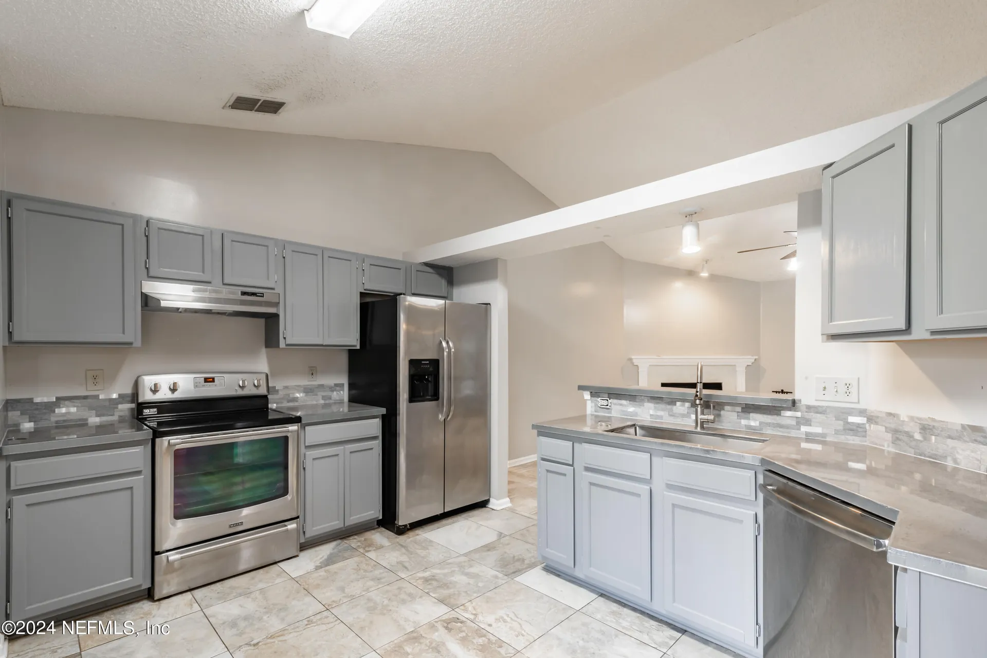 1736 Daytona Lane Jacksonville FL 32218