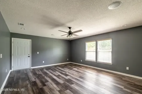 1736 Daytona Lane Jacksonville FL 32218