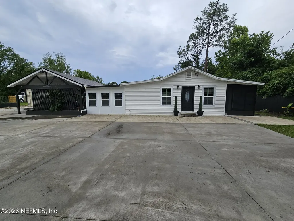 6651 Pickettville Road Jacksonville FL 32254