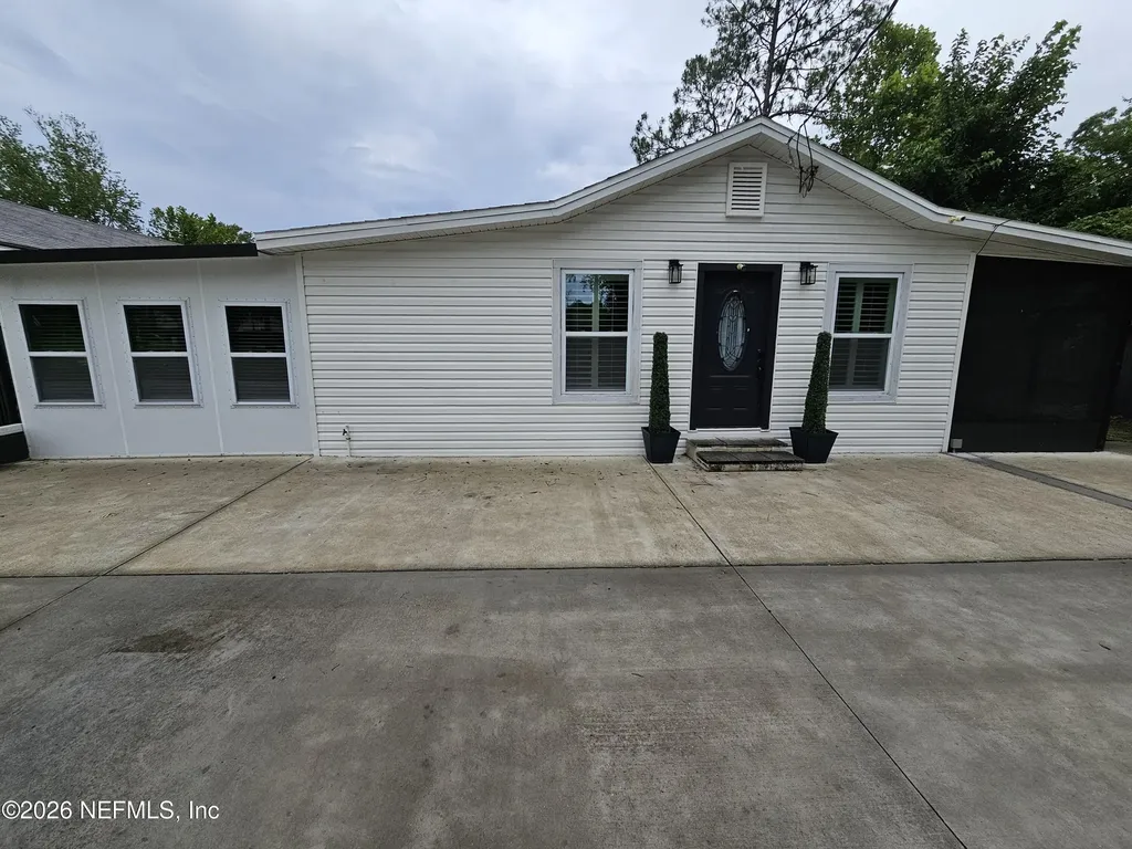 6651 Pickettville Road Jacksonville FL 32254