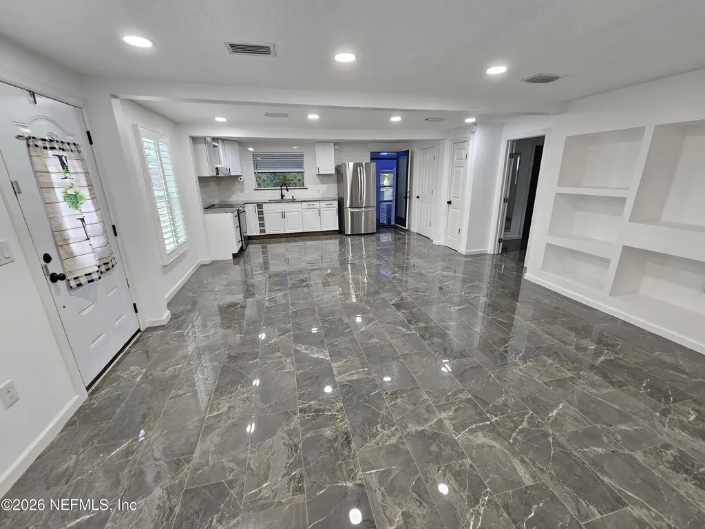 6651 Pickettville Road Jacksonville FL 32254