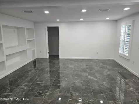 6651 Pickettville Road Jacksonville FL 32254