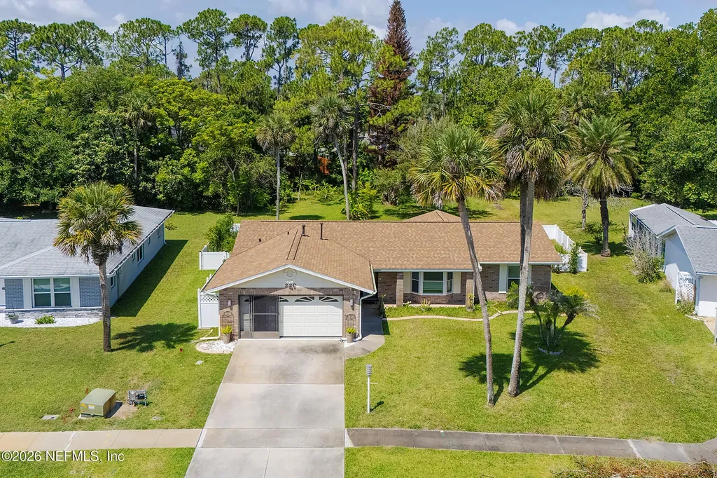 220 Yorktowne Drive Daytona Beach FL 32119