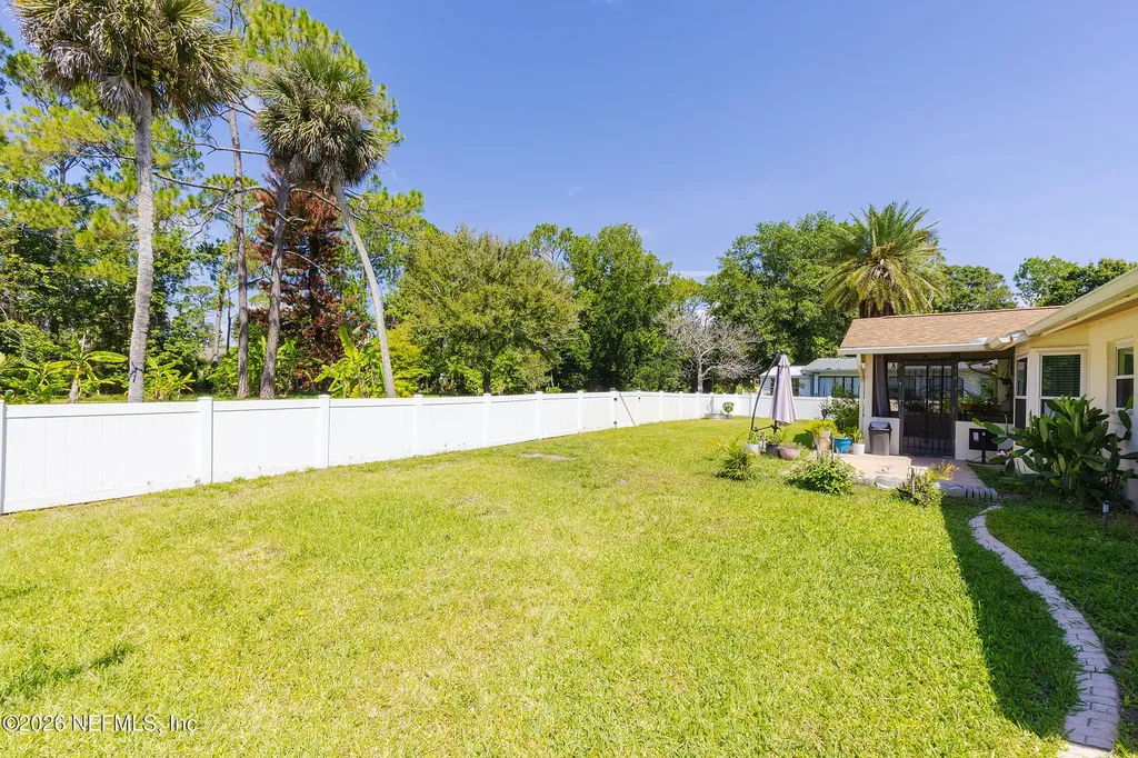 220 Yorktowne Drive Daytona Beach FL 32119