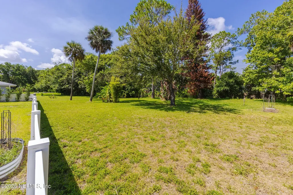 220 Yorktowne Drive Daytona Beach FL 32119