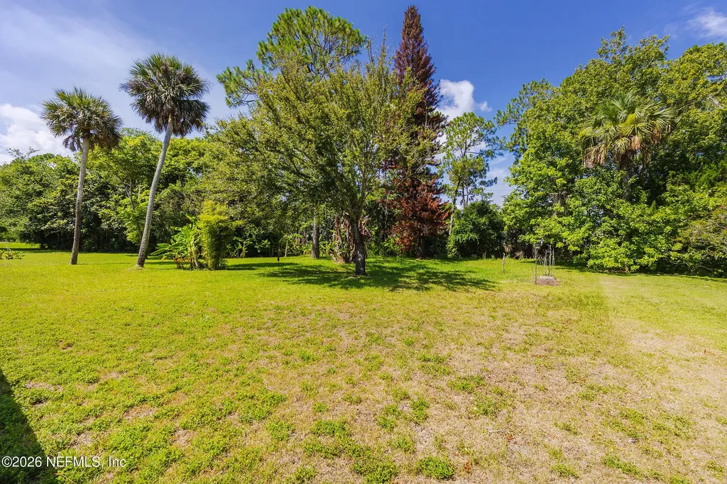 220 Yorktowne Drive Daytona Beach FL 32119