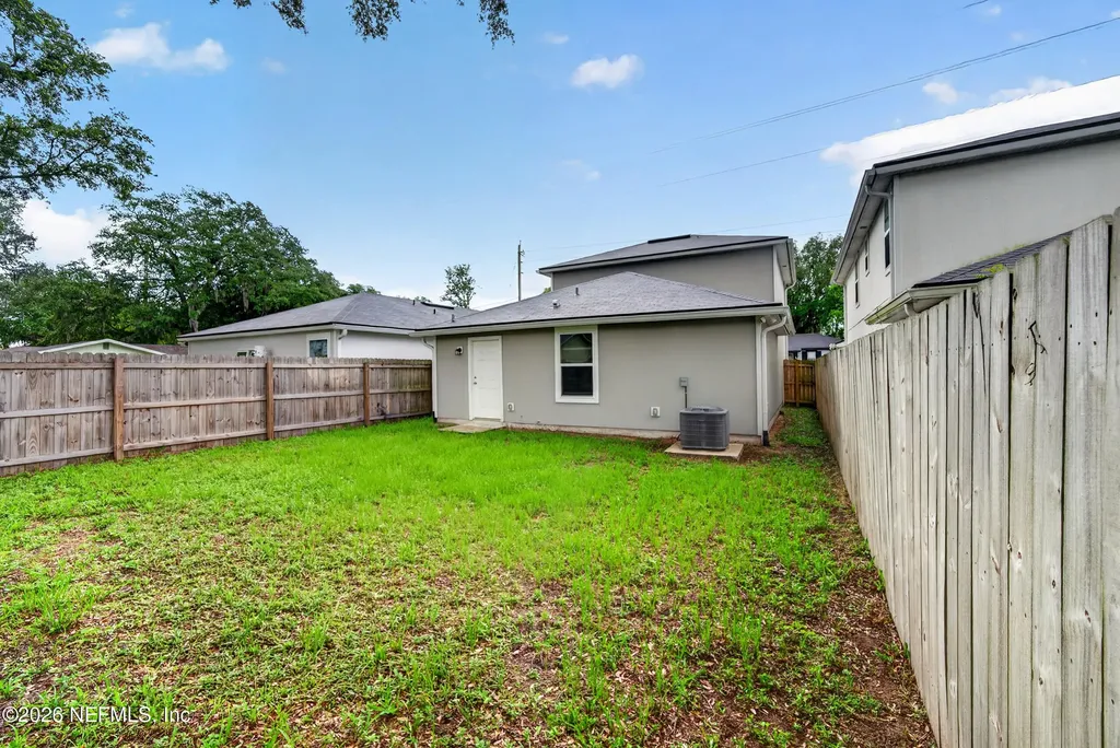 8839 Free Avenue Jacksonville FL 32211