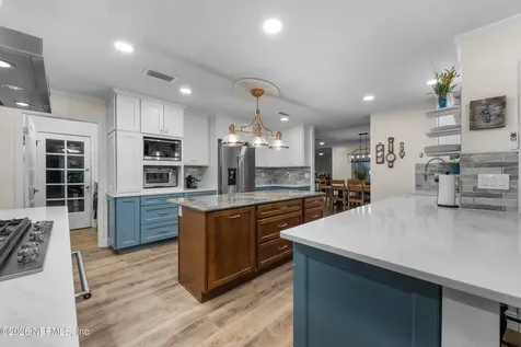 3510 Hidden Lake Drive E Jacksonville FL 32216
