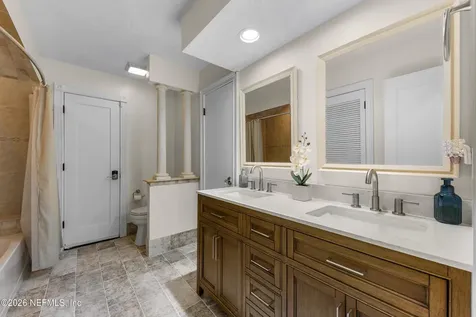 3510 Hidden Lake Drive E Jacksonville FL 32216
