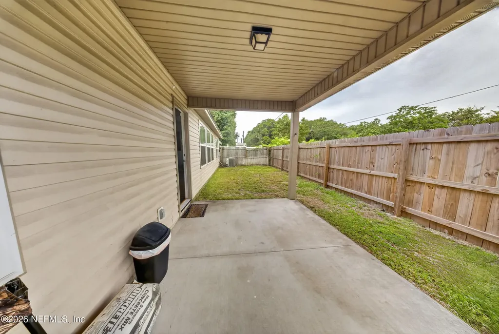 5574 Huckleberry Trl N Trail N Macclenny FL 32063