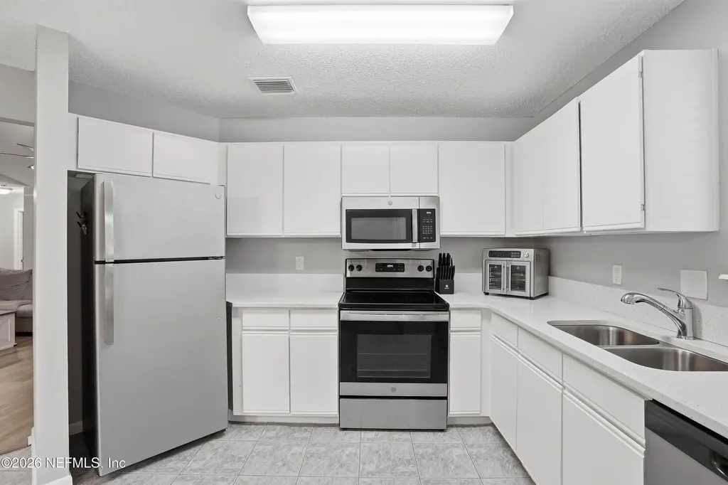 8133 Morristown Trail Jacksonville FL 32244