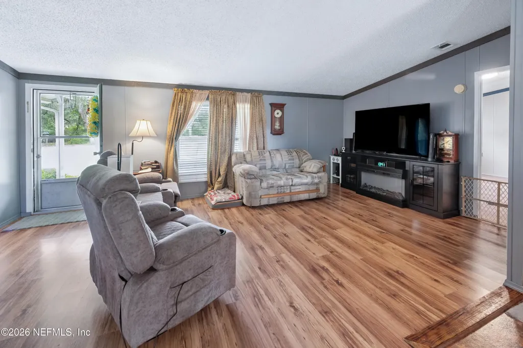 8082 Blazing Star Road Melrose FL 32666