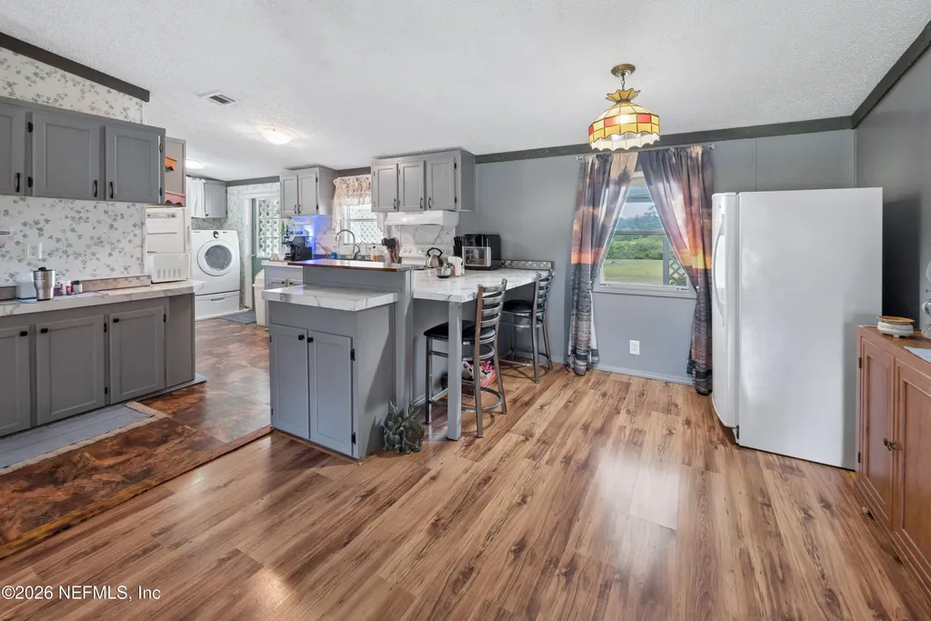 8082 Blazing Star Road Melrose FL 32666