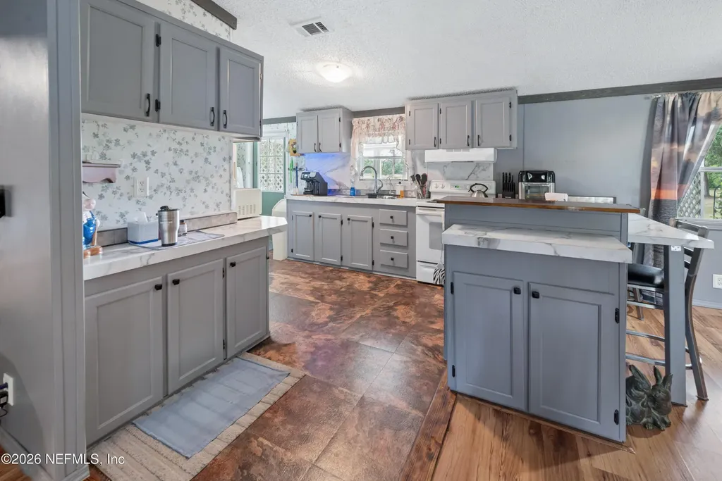 8082 Blazing Star Road Melrose FL 32666