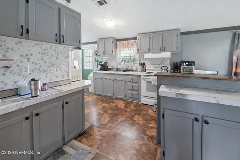 8082 Blazing Star Road Melrose FL 32666