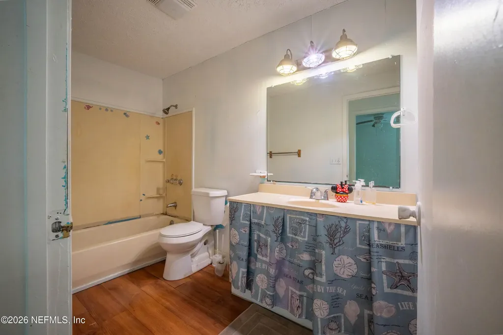 165 N Cypress Avenue Green Cove Springs FL 32043