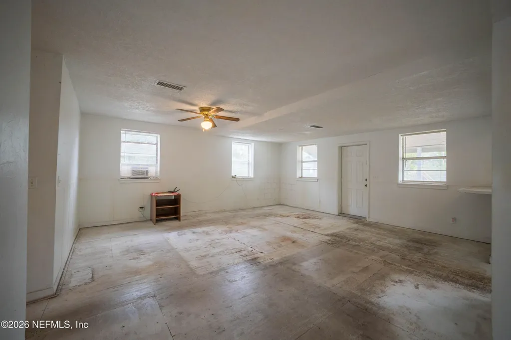 165 N Cypress Avenue Green Cove Springs FL 32043