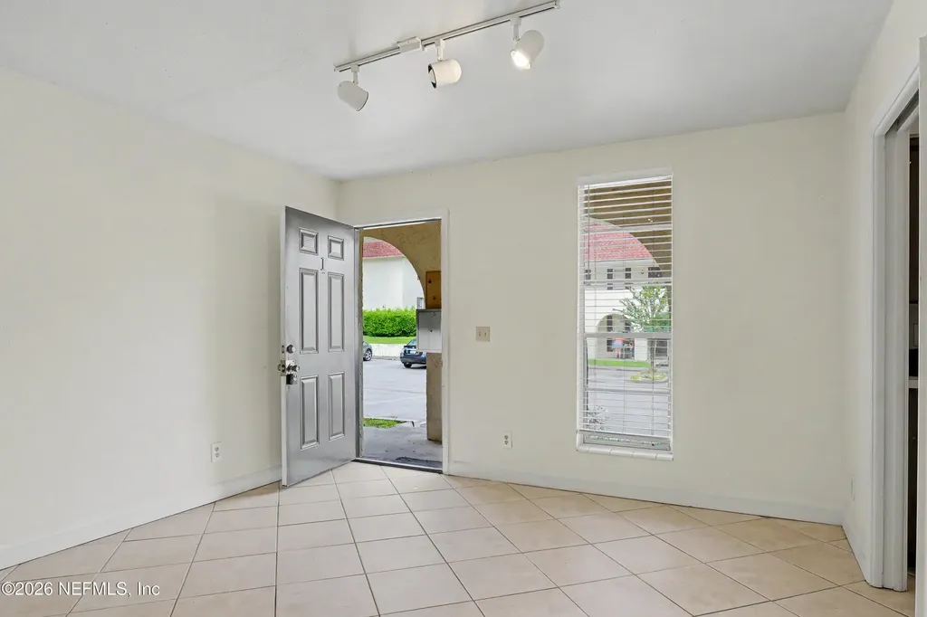 1557 El Prado Road Jacksonville FL 32216