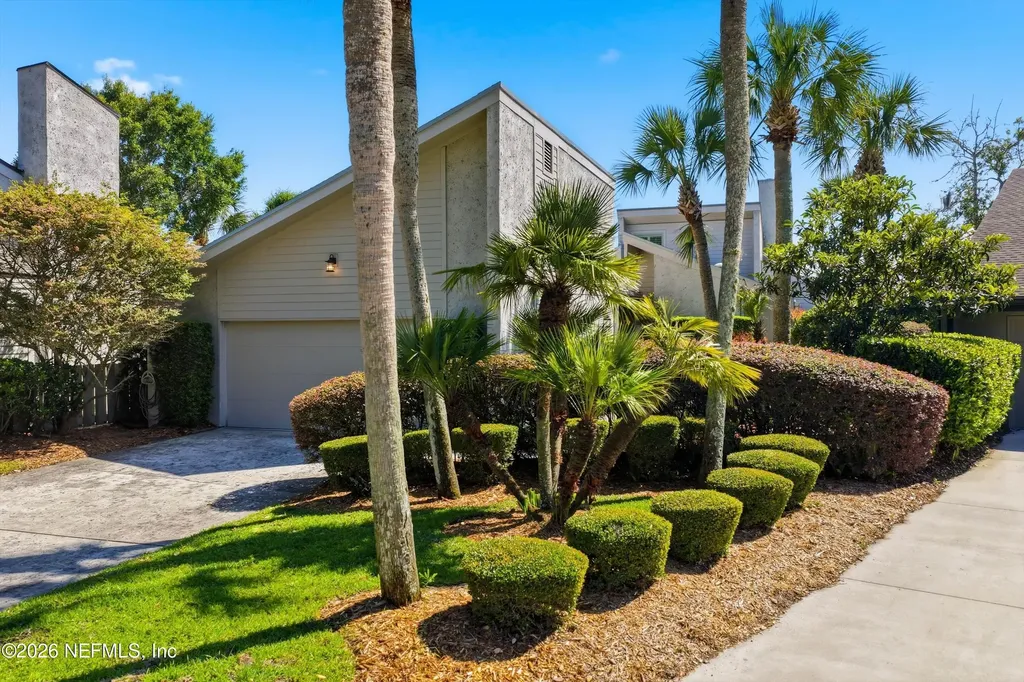 128 Lake Julia Drive N Ponte Vedra Beach FL 32082