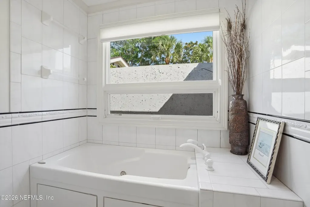 128 Lake Julia Drive N Ponte Vedra Beach FL 32082
