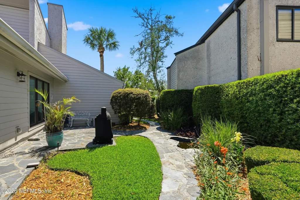 128 Lake Julia Drive N Ponte Vedra Beach FL 32082