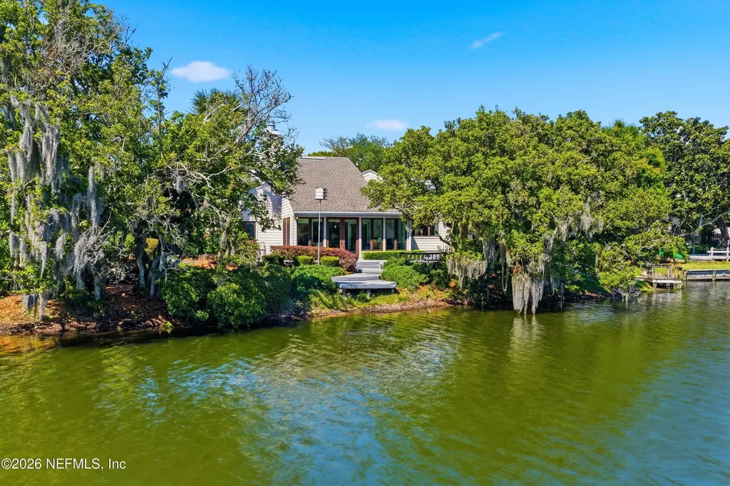 128 Lake Julia Drive N Ponte Vedra Beach FL 32082
