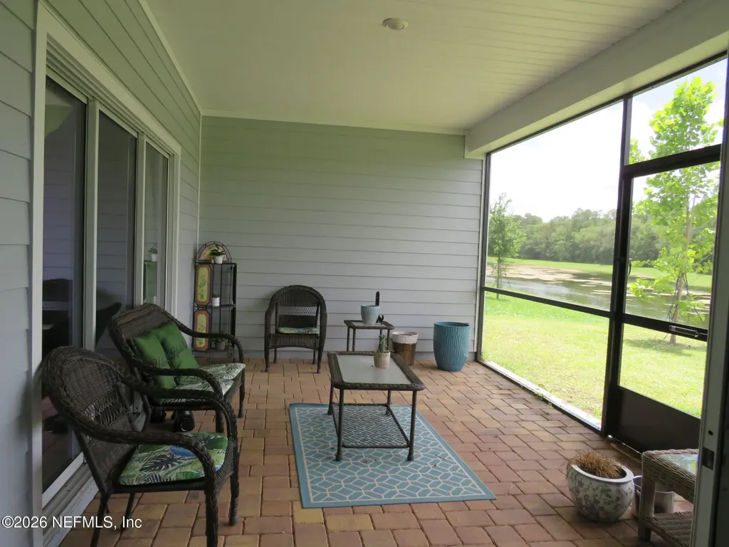 1484 Huntley Hollow Drive Jacksonville FL 32218