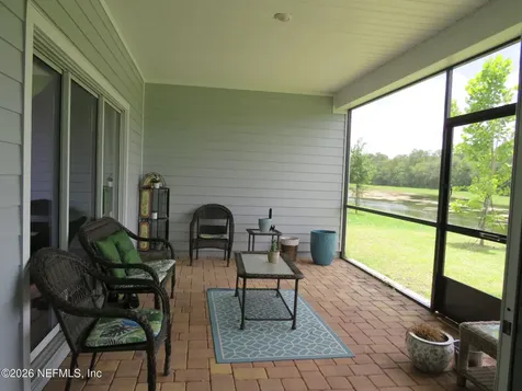 1484 Huntley Hollow Drive Jacksonville FL 32218