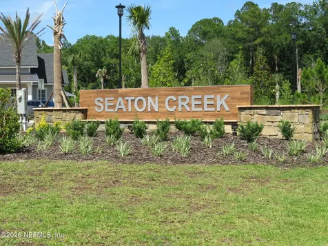 1484 Huntley Hollow Drive Jacksonville FL 32218
