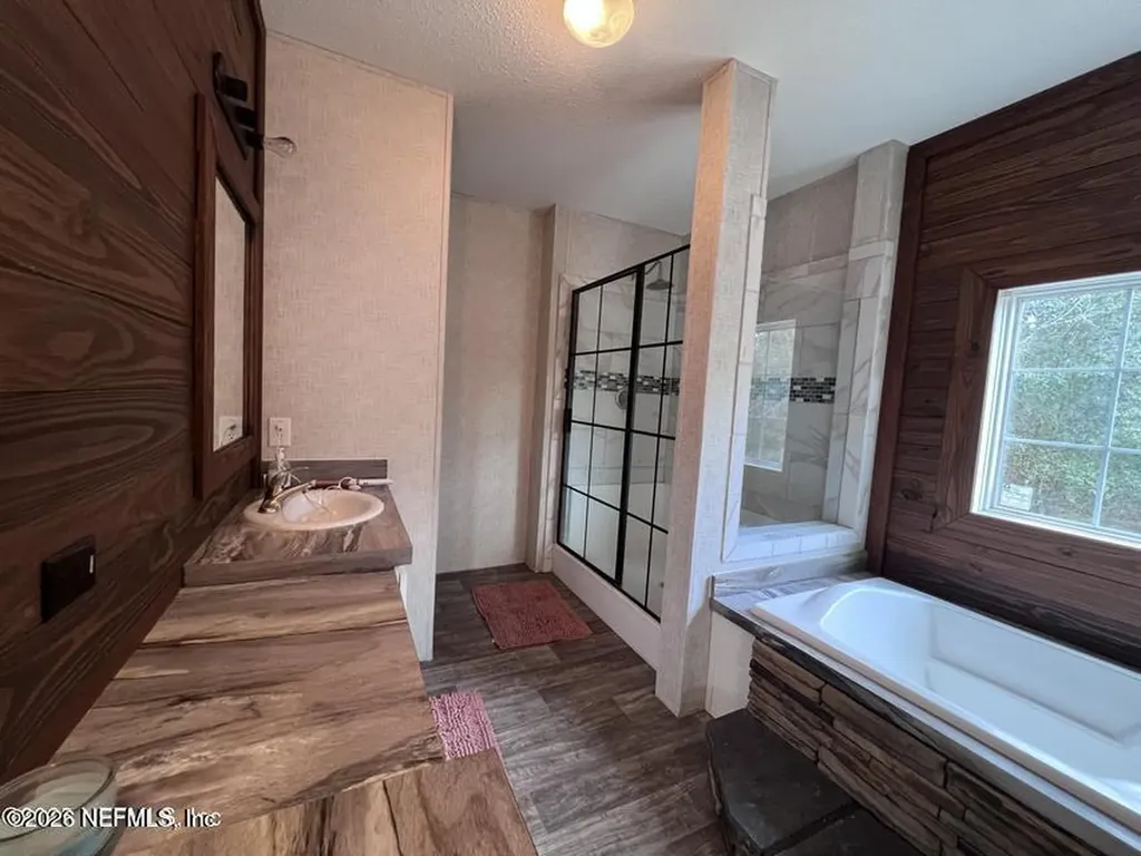 11466 Sr 51 Live Oak FL 32060