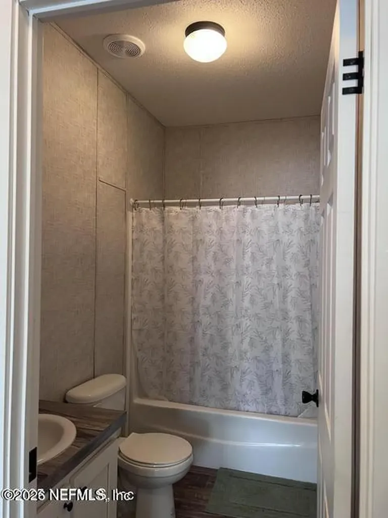 11466 Sr 51 Live Oak FL 32060
