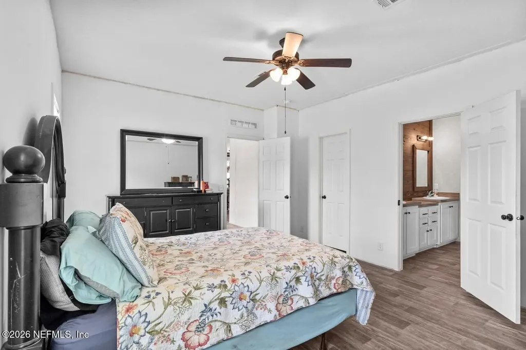11466 Sr 51 Live Oak FL 32060