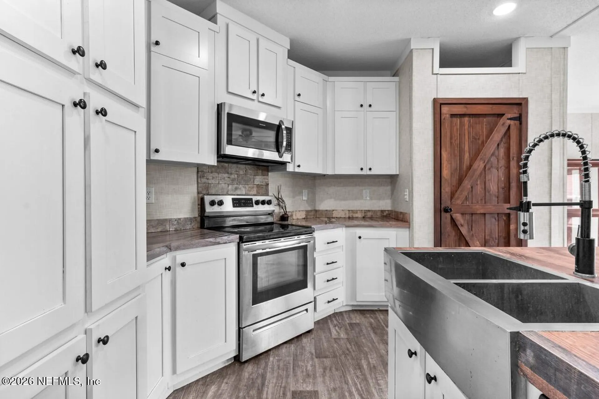 11466 Sr 51 Live Oak FL 32060